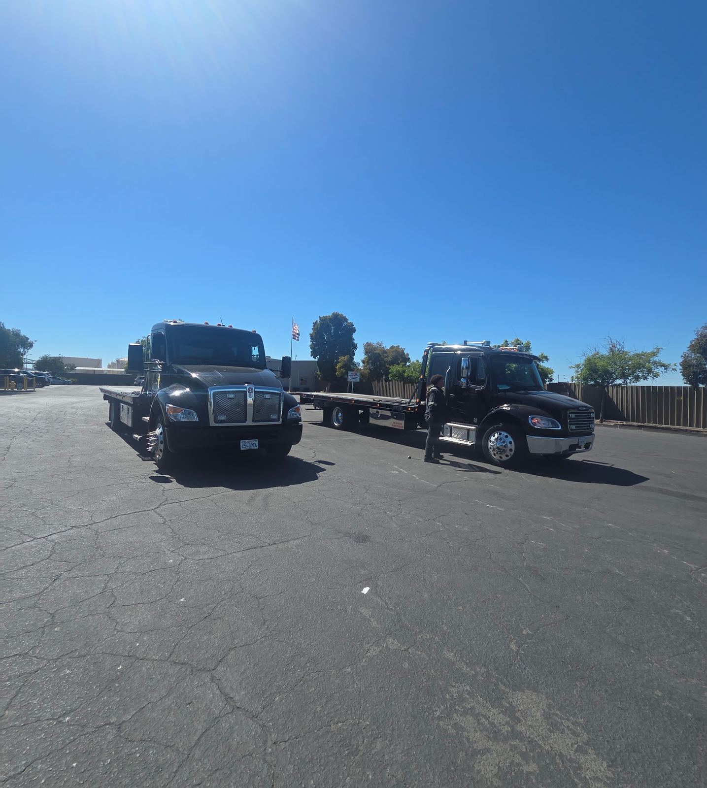 On The Go Towing fleet parked together